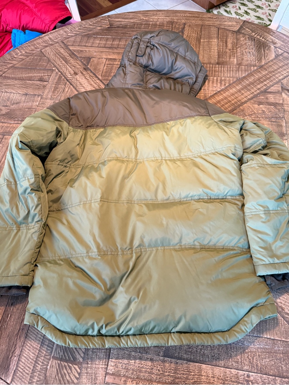 Lands' End kids green hooded puffer jacket , sz XL 18/20 - Picture 3 of 7